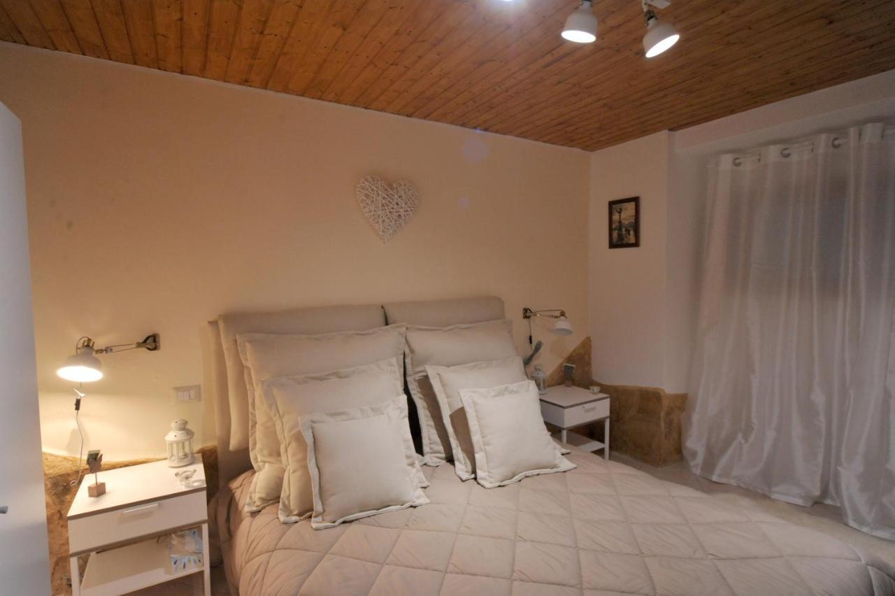 Nicole House Bed & Breakfast Bari Exterior photo