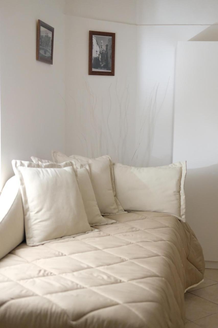 Nicole House Bed & Breakfast Bari Exterior photo
